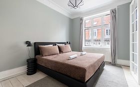 Super Central 2Br Apartment In Old Town Copenhagen